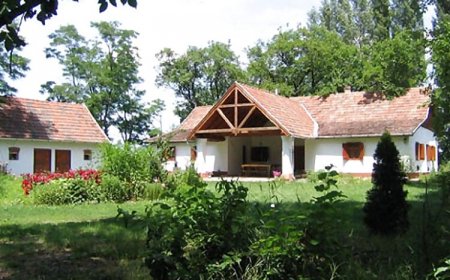 Jegenyés Birtok Vendégház Zsombó