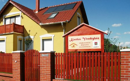 Kardos Vendégház Zsombó
