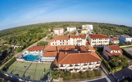 Hotel Villa Letan Peroj