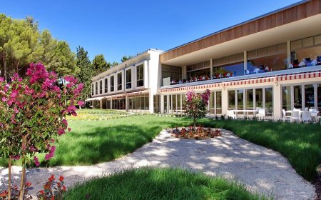 Crvena Luka Hotel & Resort Biograd na Moru