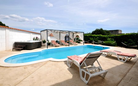 Vendégház Kaštel Štafilić - CDE314