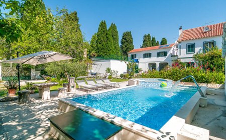 Vendégház Kaštel Lukšić - CDT304