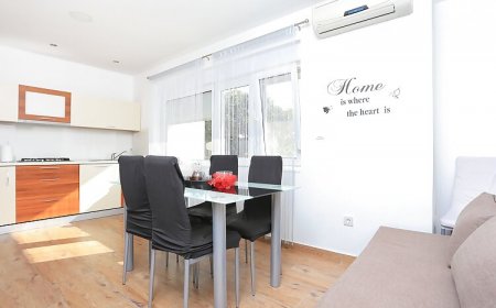 Apartmanok Parkolóhellyel Trogir - 18116