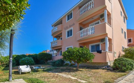 Apartments Anita Ugrinic