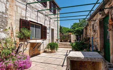Apartmanok Parkolóhellyel Zrnovo, Korcula - 9239 Žrnovo