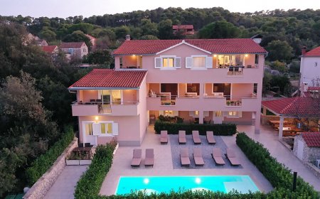 Apartments BoBo Kraj