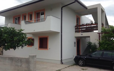 Apartment Dugno Povile