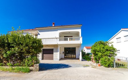 Apartments Slavica R Banjol