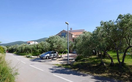 Apartment Leo Račišće