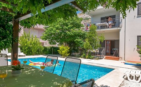 Apartments Ljiljana Omis