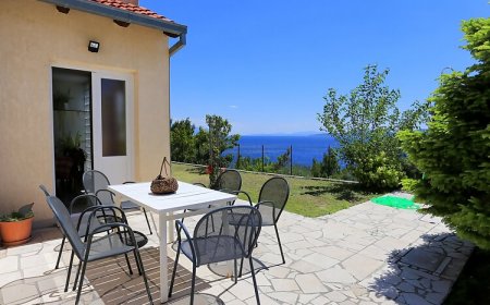 Apartmanok A Tenger Mellett Marusici, Omis - 1024 Marušići