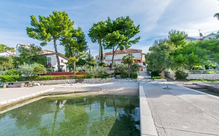 Apartment and Rooms Franka Zaboric