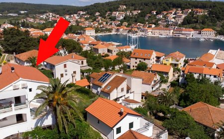 Apartments Palma Jelsa