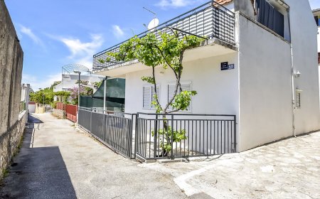 Apartments Matas Rogoznica