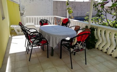Apartmanok Parkolóhellyel Vir - 11812