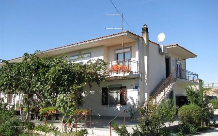 Apartmanok Parkolóhellyel Pirovac, Sibenik - 13263 Pirovac