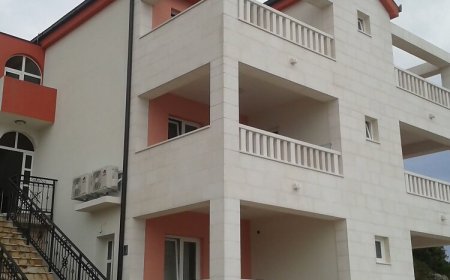 Apartments Simac Rogoznica