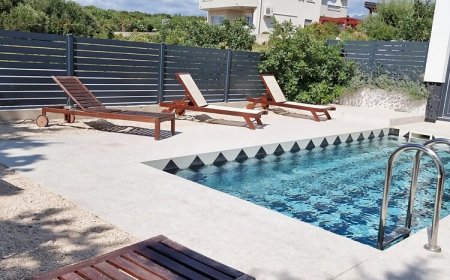 Apartment MANE Novalja