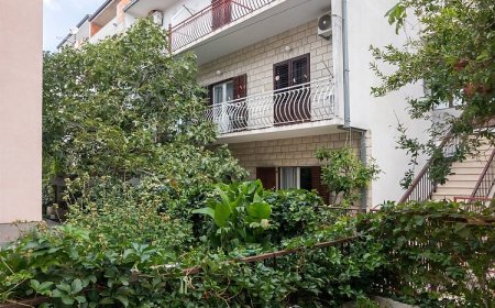 Apartments Željko Makarska