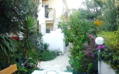 Apartments Tonka Orebic