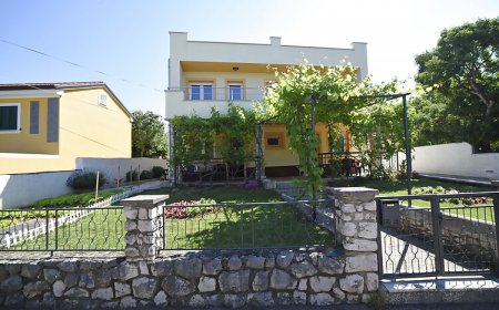 Apartments Michel Jadranovo