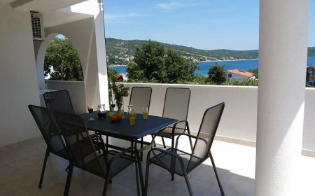 Apartmanok A Tenger Mellett Sevid, Trogir - 6024 Sevid