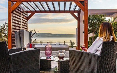 Apartment and Rooms Ana Podstrana