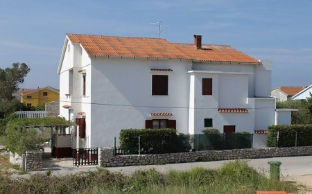 Apartmanok Parkolóhellyel Povljana, Pag - 6468 Povljana