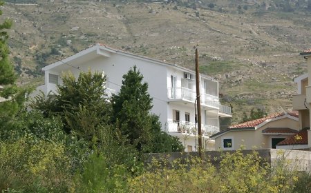 Apartmanok A Tenger Mellett Orij, Omis - 2810 Orij