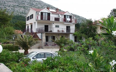 Apartmani i Sobe Luka Starigrad Paklenica