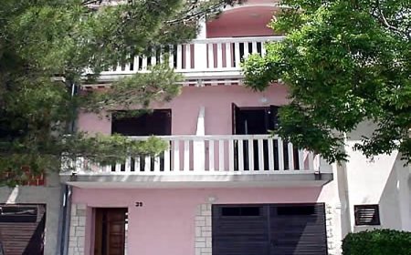 Apartmani Ani Jadranovo