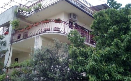 Apartments Neva Brodarica