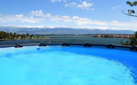 Apartmanok A Tenger Mellett Medencével Nin, Zadar - 6153 Nin