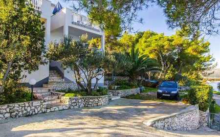 Apartments Jadranka Slatine