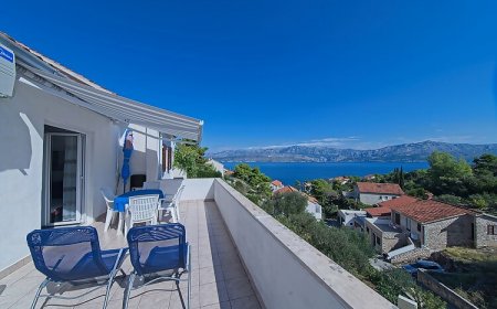 Apartmanok Parkolóhellyel Postira, Brac - 11168 Postira