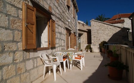 Apartmanok A Tenger Mellett Sutivan, Brac - 719 Sutivan