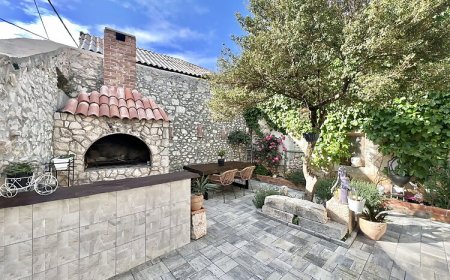 Apartment Old Town Novi Vinodolski