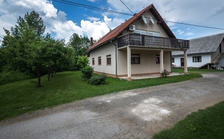 Apartmanok Parkolóhellyel Smoljanac, Plitvice - 14979 Smoljanac
