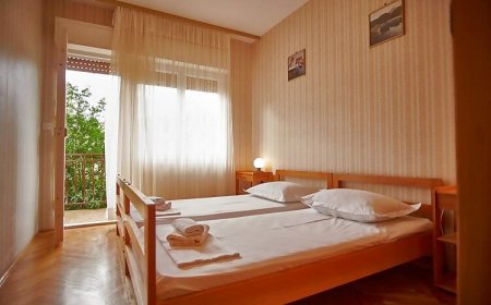 Apartmanok A Tenger Mellett Vinisce, Trogir - 18225 Vinišće