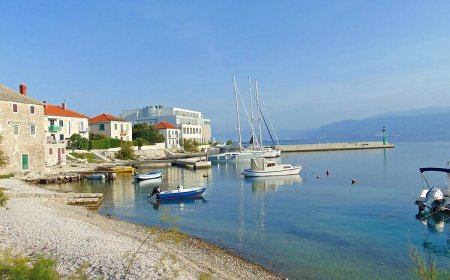 House Santa Barbara Postira