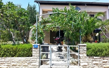 Apartments Camelia Maslenica