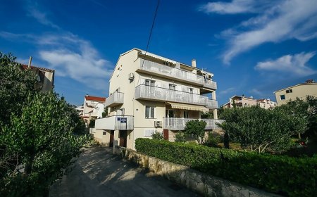 Apartmani i sobe Ivan Novalja