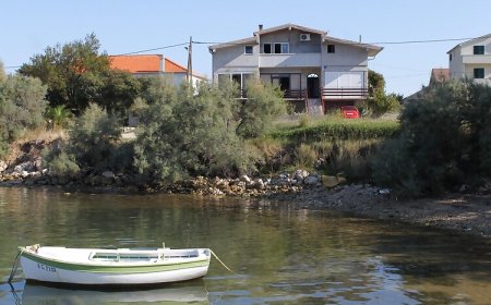 Apartmanok A Tenger Mellett Nevidane, Pasman - 8401 Neviđane