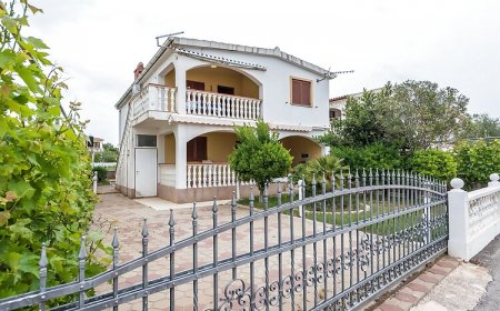 Apartmanok A Tenger Mellett Vir - 18570
