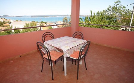 Apartmanok Parkolóhellyel Tkon, Pasman - 6216 Tkon