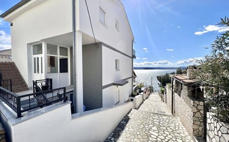 Apartments Mare Dramalj