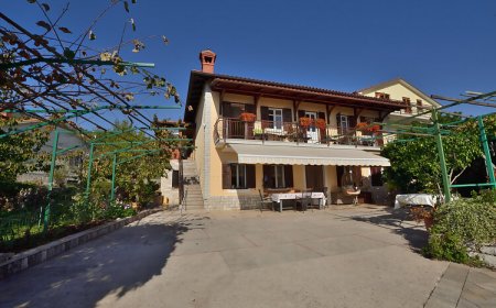 Apartment Nando Lovran