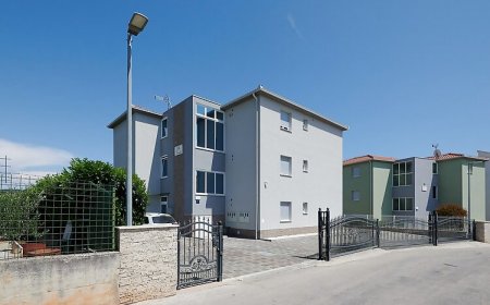 Apartmanok Medencével Mavarstica, Ciovo - 20230 Mavarštica