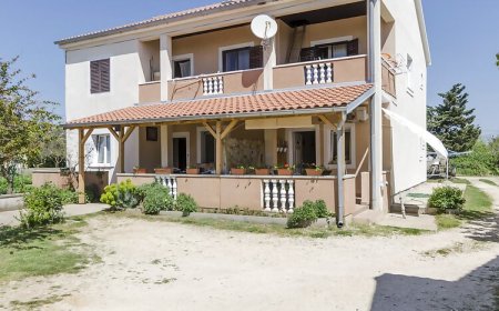 Apartments Ivana Nin