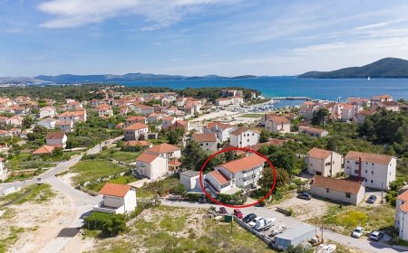Apartmanok Parkolóhellyel Zablace, Sibenik - 4219 Zablaće